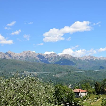 Locazione Turistica La Ca Gialla Apartment Pontremoli Bagian luar foto