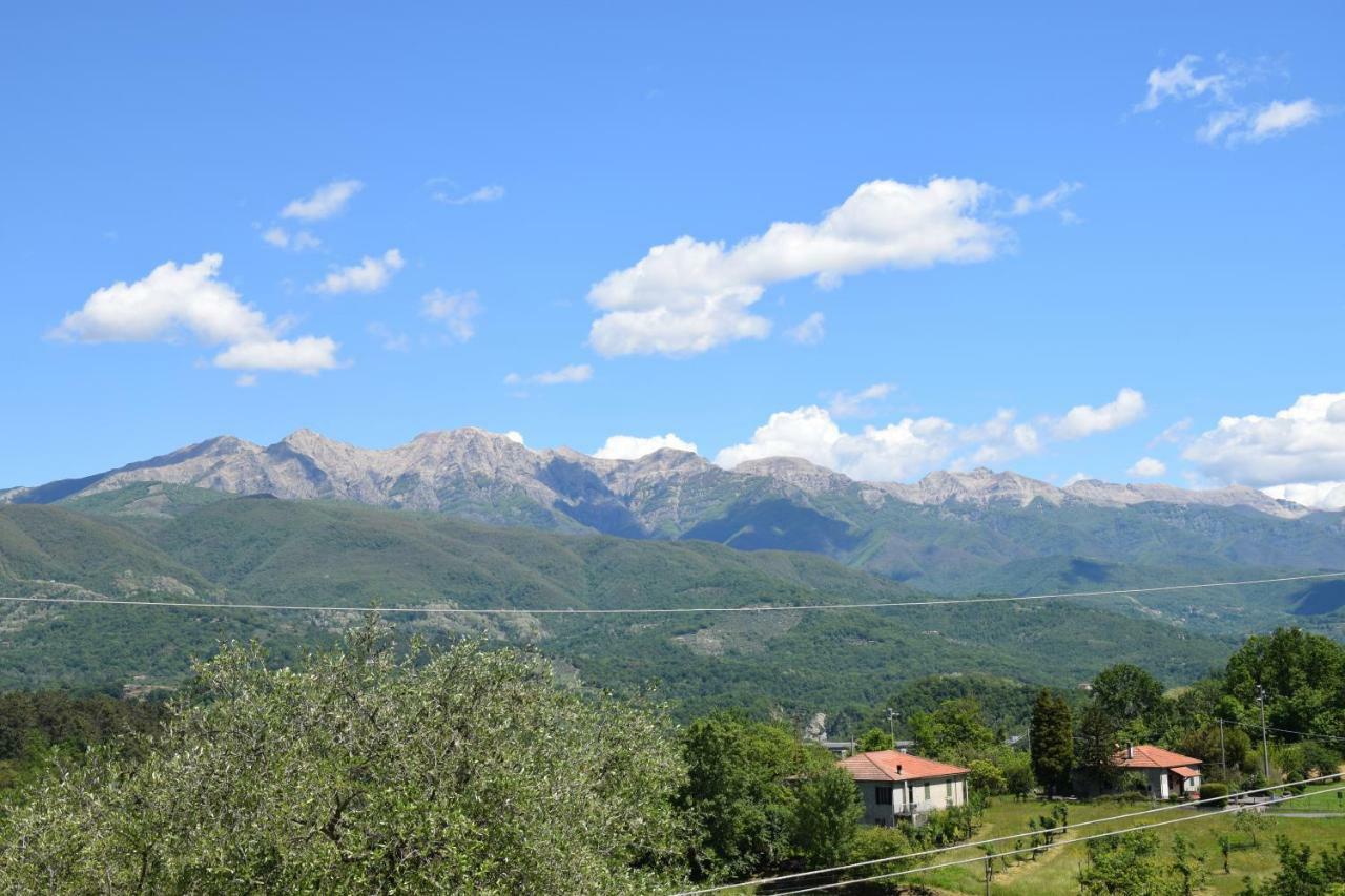 Locazione Turistica La Ca Gialla Apartment Pontremoli Bagian luar foto