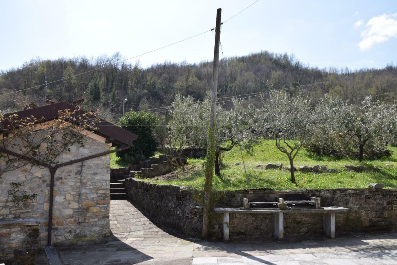 Locazione Turistica La Ca Gialla Apartment Pontremoli Bagian luar foto